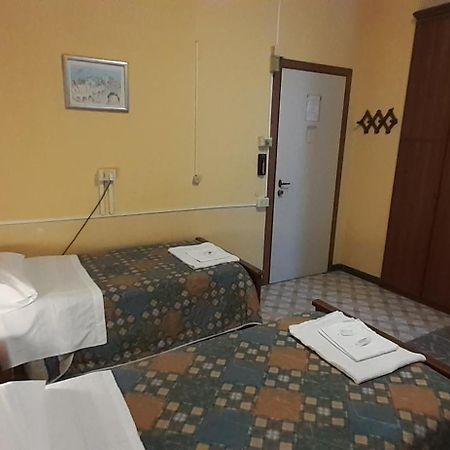 Albergo Da Peppino Poggio Mirteto Екстериор снимка